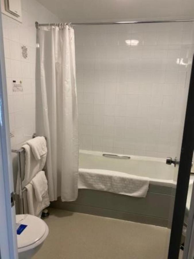 St James Hotel Γκρίμσμπι Εξωτερικό φωτογραφία
